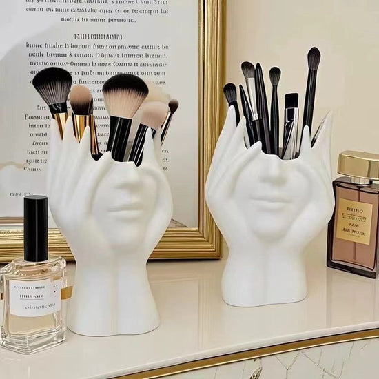 2 Pcs White Elegant Hand-Shaped Brush Holder – Creative Makeup Brush Organizer for Vanity and Desk(Makeup brush not included)