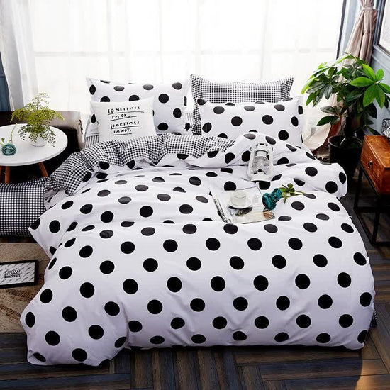 Black Polka Dot Premium Three-Piece Bedding Set - Comfortable Polyester with Adjustable Corner Straps (Quilt Cover 173*230CM + Pillowcase 51*76CM*2)