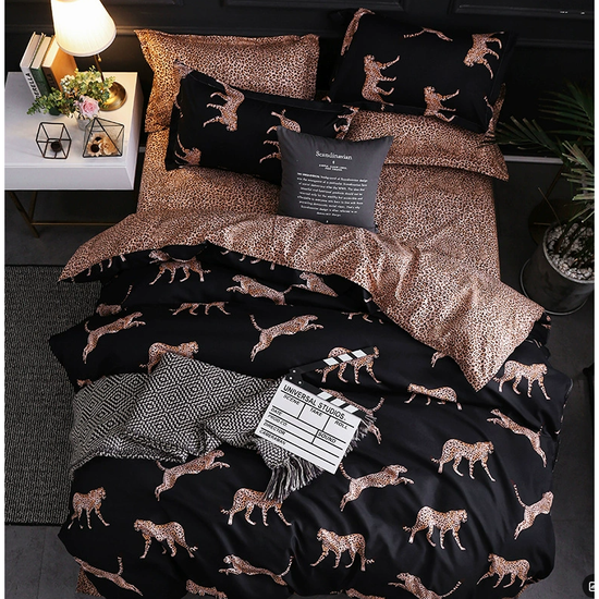 Black leopard print Three-Piece Bedding Set - Comfortable Polyester with Adjustable Corner Straps (Quilt Cover 173*230CM + Pillowcase 51*76CM*2)