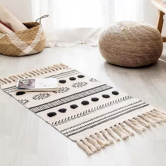 Handwoven Cotton Tassel Floor Rug for Bedroom or Living Room|Soft, Modern Geometric Design,60x90cm