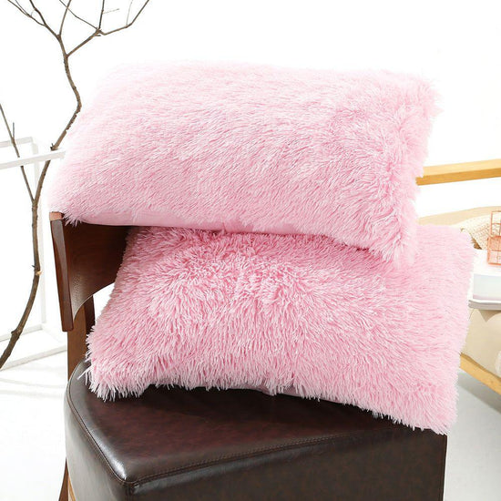 Pink Faux Fur Pillowcase Set - Crystal Velvet Plush Throw Pillow Covers, Bedding Accent (50x70cm, Pair)