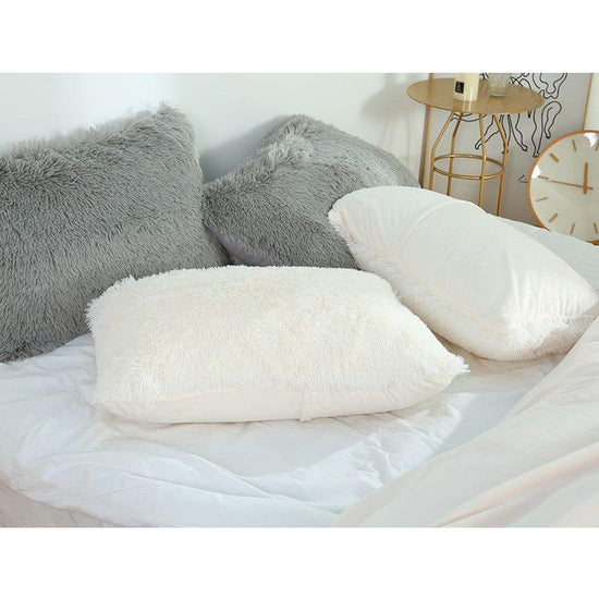 Light Grey Faux Fur Pillowcase Set - Crystal Velvet Plush Throw Pillow Covers, Bedding Accent (50x70cm, Pair)