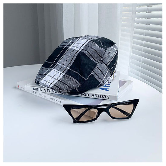 2-PCS Black Lightweight Checkered Flat Cap - Adjustable Retro Driver Hat for Men & Women