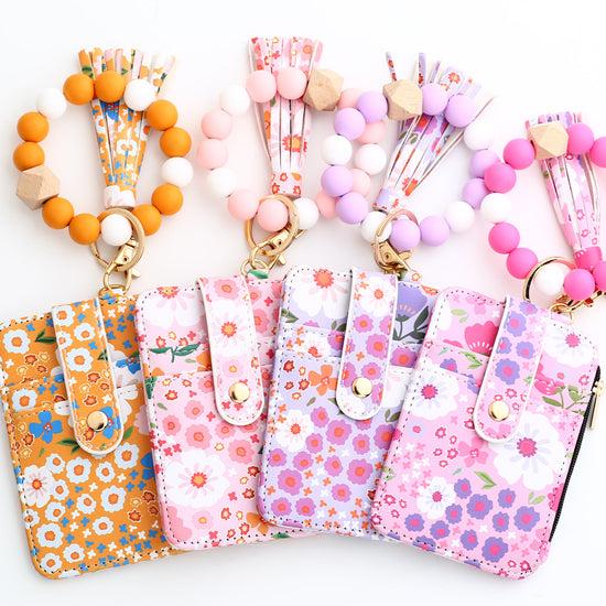 Floral Slim Card Holder Wallet with Beaded Keychain Bracelet & Tassel - 4 Card Slots, ID Window(Khaki)