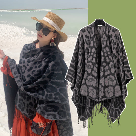 Black-grey Bold Leopard Print Poncho Cape - Women&