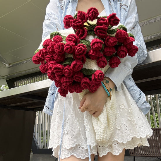 Handmade Rose Bouquet Blanket - Premium Finished Floral Nap Blanket, 113cm Diameter, 52 Flowers