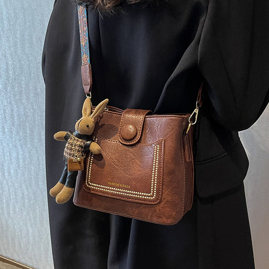 Vintage Style PU Leather Bucket Bag with Wide Patterned Strap & Optional Bunny Charm(green)