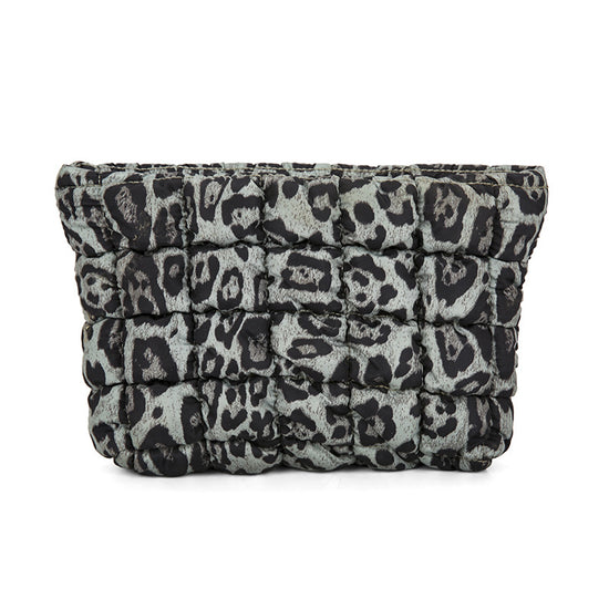 Green leopard print Puffer Makeup Bag Quilted Pouch Cosmetic Organizer Bag Soft Nylon Travel Toiletry Bag Zipper Handbag for Women