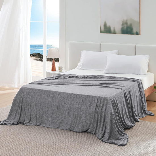 Dark Grey Queen Size 200x150CM Cooling Blanket for Hot Sleepers - Lightweight Breathable All-Season Throw, Hand / Machine Washable