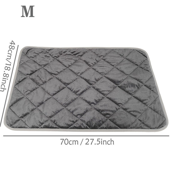 Self-Warming Pet Mat with Heat Reflective Technology for Dogs and Cats Waterproof No Electricity Needed Comfortable Winter Pad for Local Pet Owners(48*70cm)