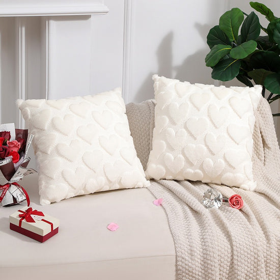 2-PCS White Romantic Heart-Shaped Tufted Pillow Covers Soft Plush 45x45cm Decorative Cushion Cases for Valentine&
