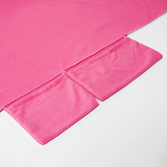 2-in-1 Pink Microfiber Sun Lounger Towel & Portable Tote Bag - Sand-Free & Quick Dry Beach Chair Cover with Side Pockets (75x211cm)