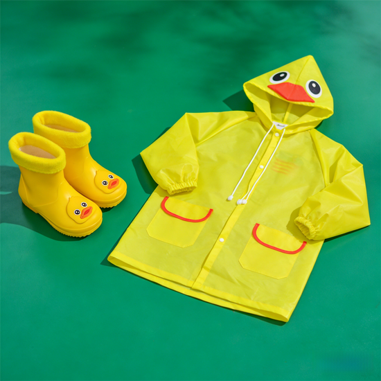 Kids Cartoon Rain Gear Set - Eco-Friendly Odorless Yellow Duck Raincoat & Matching 16cm Duck Rain Boots with Detachable Warm Cotton Liner