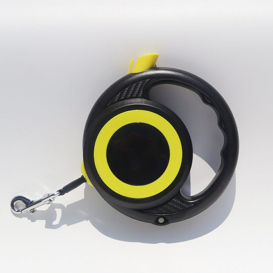 Black-yellow Heavy Duty Retractable Dog Leash with Ergonomic Wide Handle - Automatic Tangle-Free Extending Lead for Large and Medium Dogs - Carbon Fiber Texture