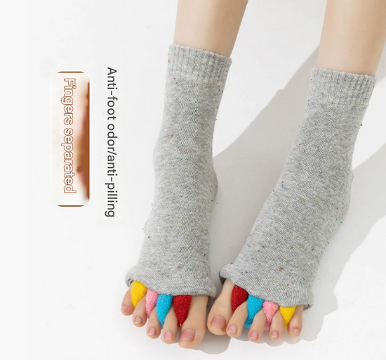Colorful-pink Open-Toe Yoga Five-Toe Socks | Bunion Corrector and Anti-Odor Design | Breathable Toe Separator Fitness Wear (One Size)
