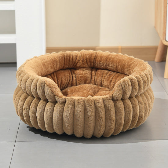 Coffee color Plush Round Pet Bed with Removable Cushion M Size, Thickened Warm Dog and Cat Nest for Small to Medium Pets, Cozy and Soft Sleeping Space for Home Use(Cut-out version)
