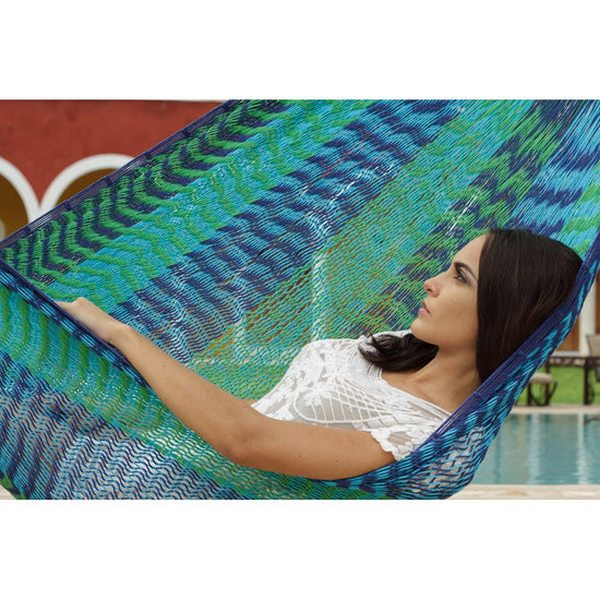 Outdoor undercover cotton Mayan Legacy hammock Family size Caribe