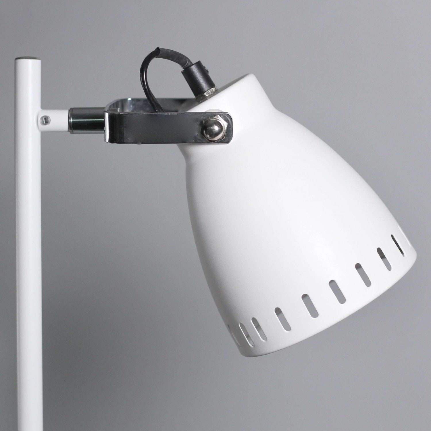 Audrey Floor Lamp - White - Magdasmall